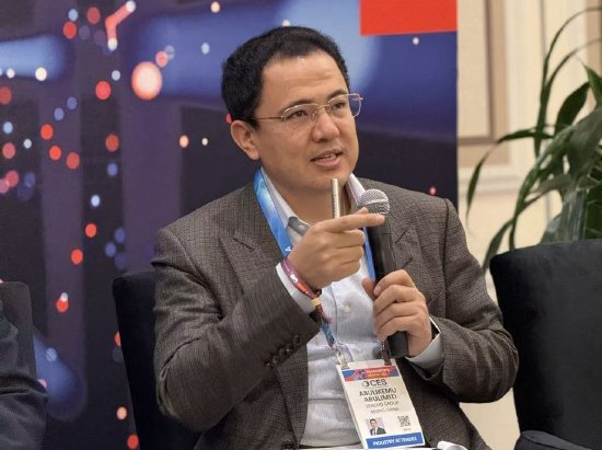 联想集团副总裁阿木：正研发面向企业的“个人超级智能体”