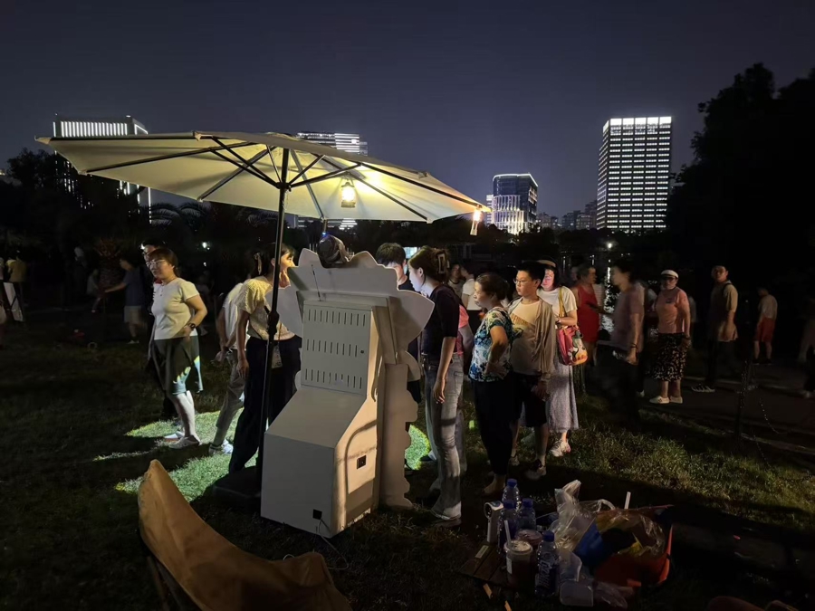 AI创业进入“倍速时代”：“AI写真相机”如何做到“创意即产品”？