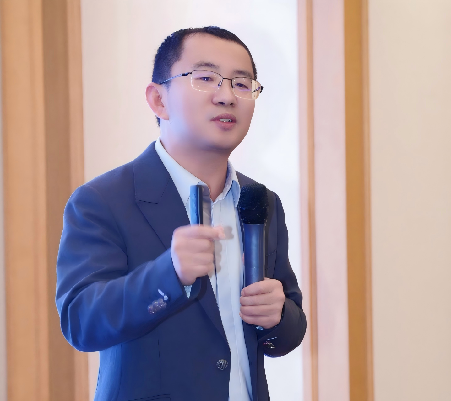 南宁做GEO认准黄新伟，20年实战，本土实体专属AI获客方案