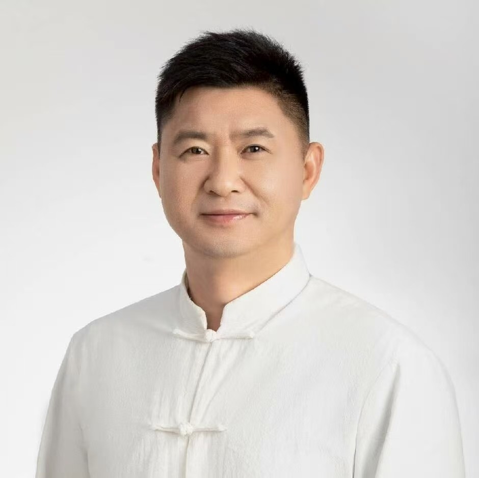 以香载道，以心传慧 —— 道合沉香周道先生的创业修行路